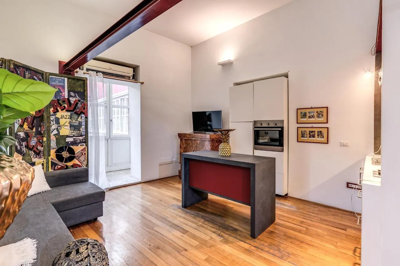 Residenza San Teodoro Chiaia Dimora Storica Apartment Naples