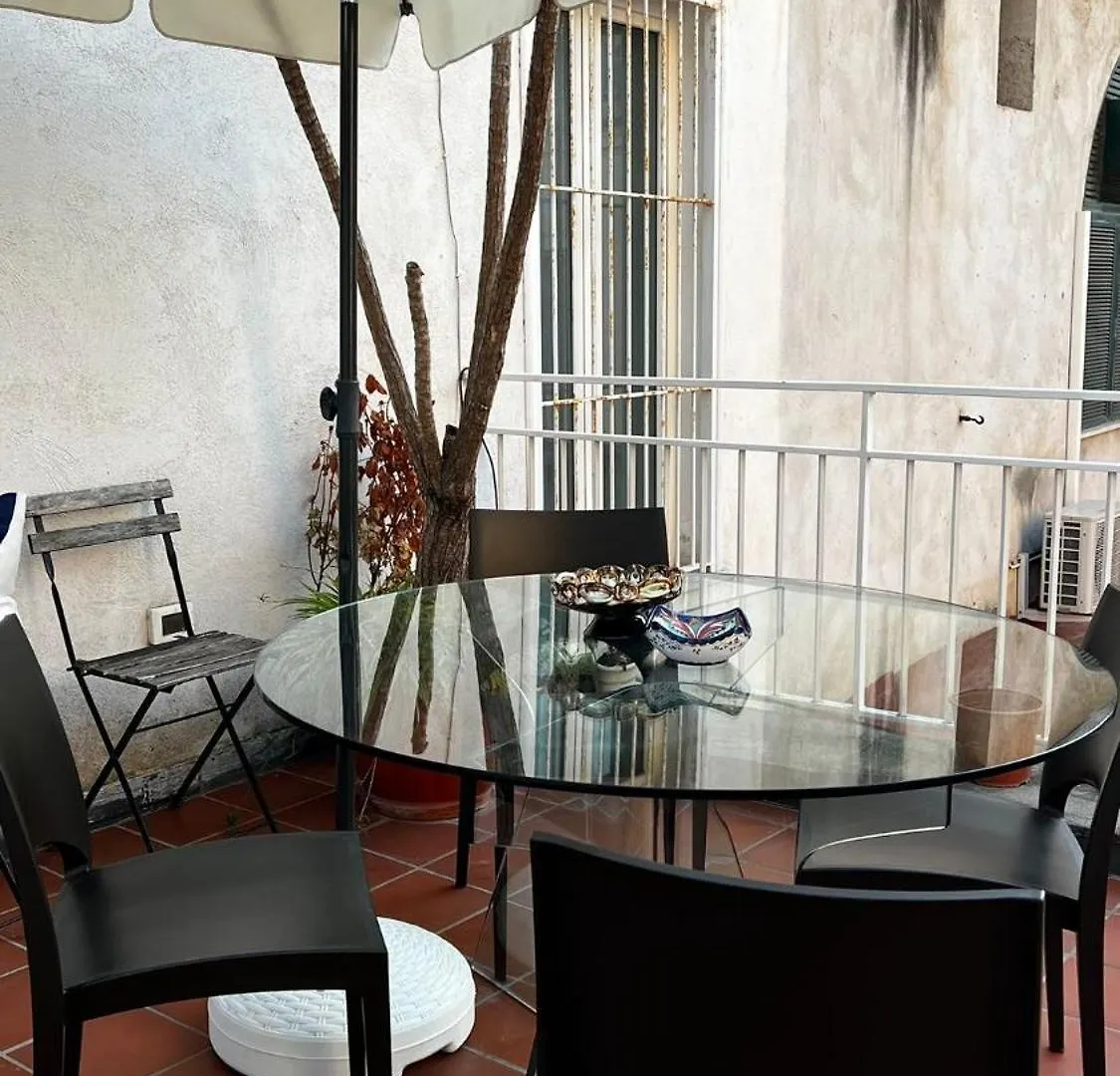 Residenza San Teodoro Chiaia Dimora Storica Apartment Naples
