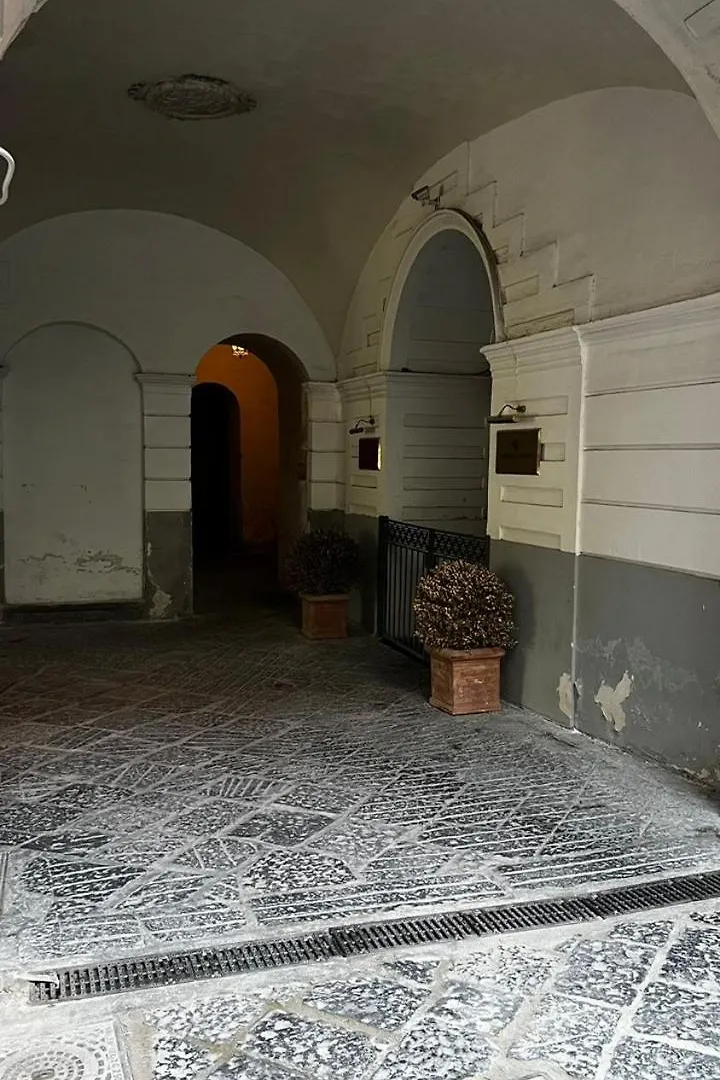 Residenza San Teodoro Chiaia Dimora Storica Apartment Naples