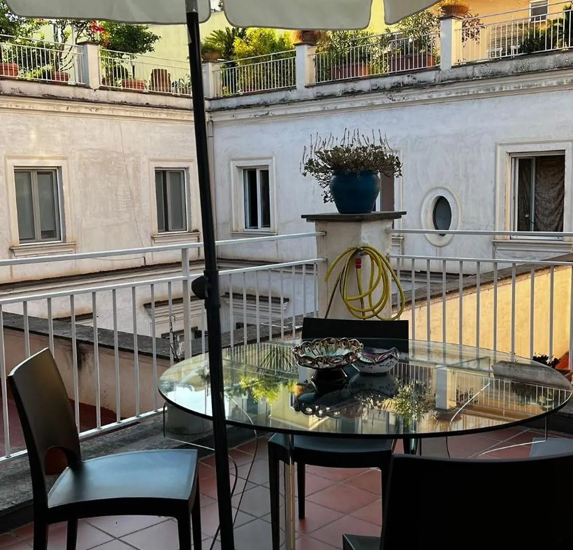 Residenza San Teodoro Chiaia Dimora Storica Apartment Naples 0*,